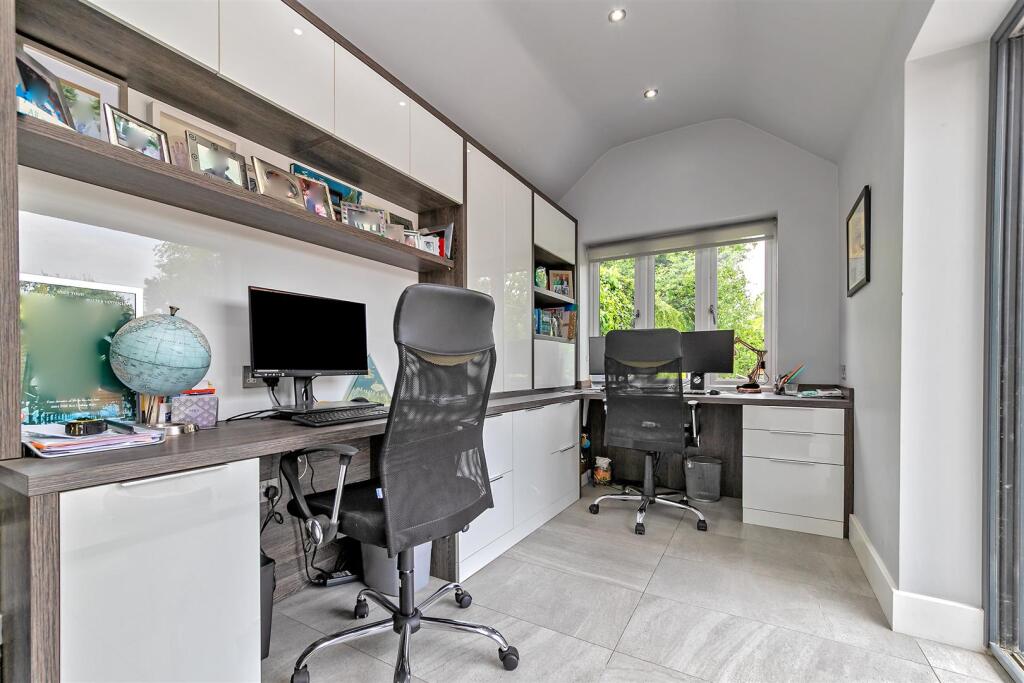 346LondonRoad-26.jpg