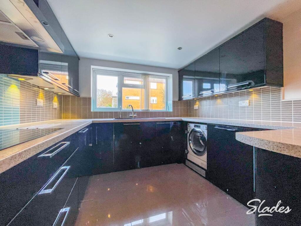 3 seacliff court kit