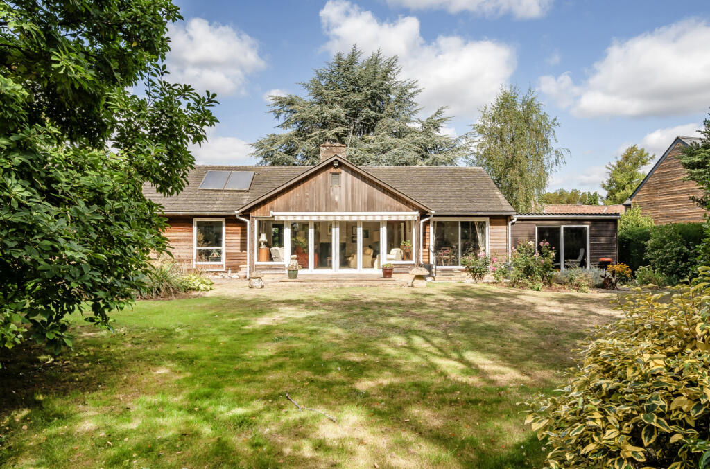 1340896-6-68a7040...