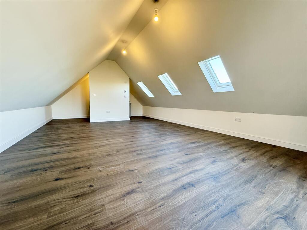garage loft room