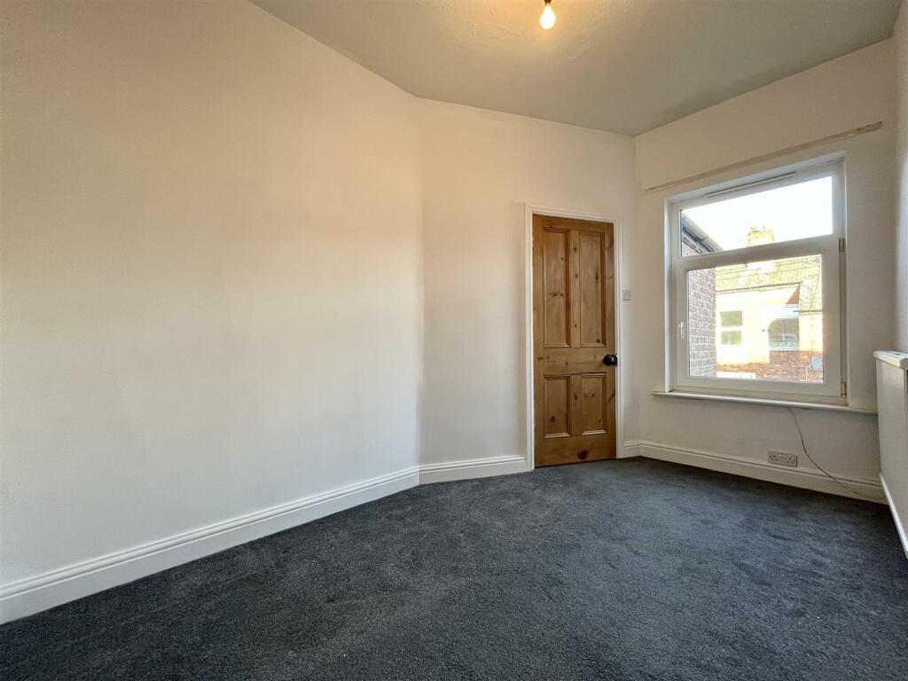 Bedroom 2 Aspect 2