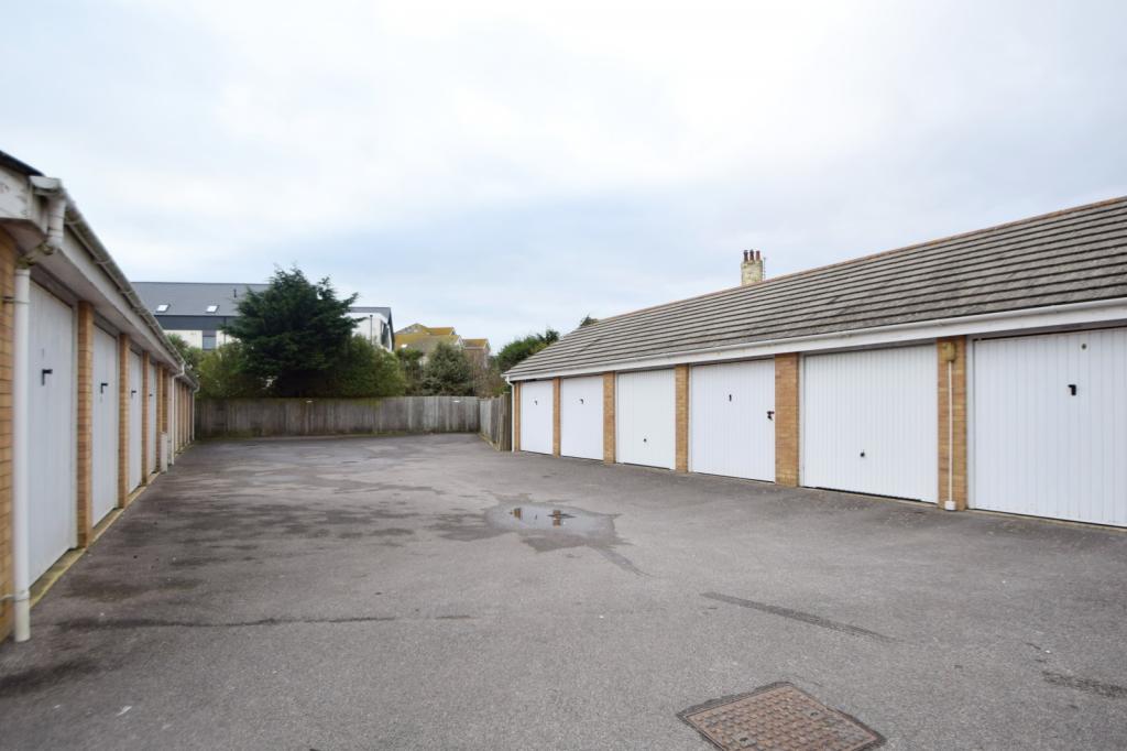 Garage Area