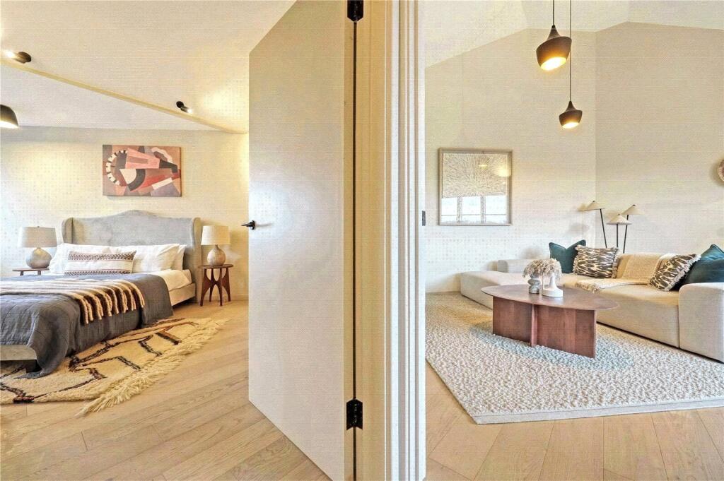 Bedroom / Reception