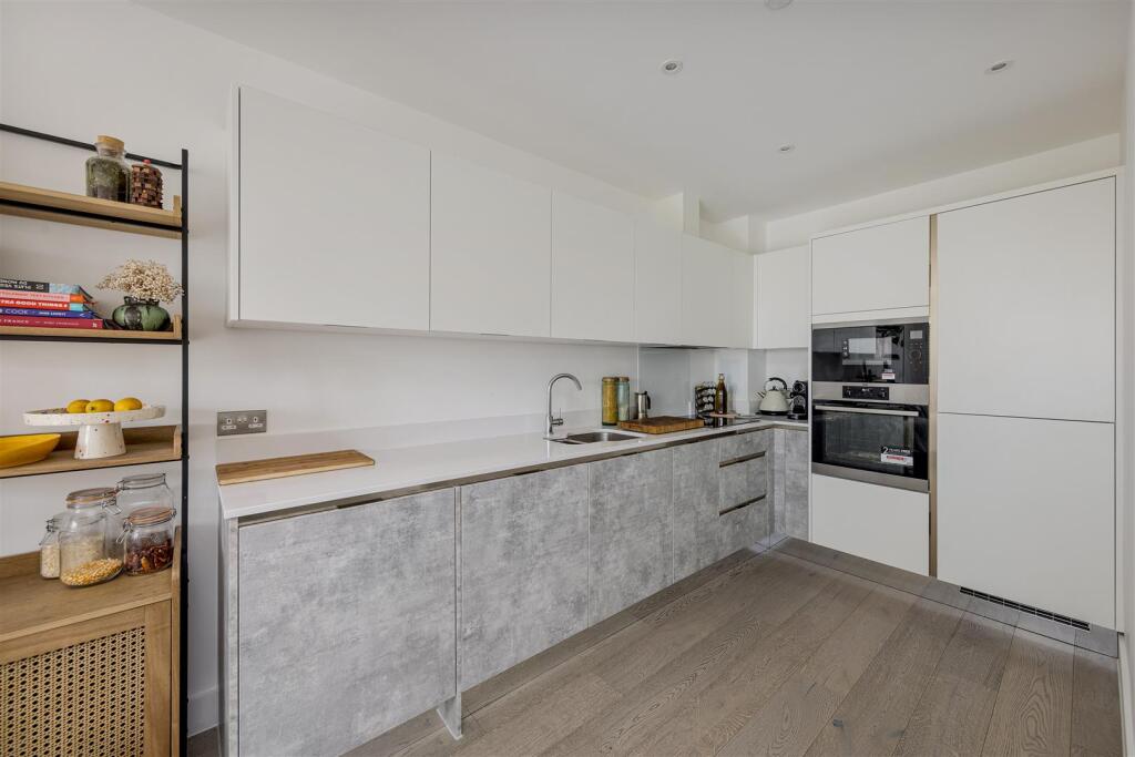 Sutherland Road, E17