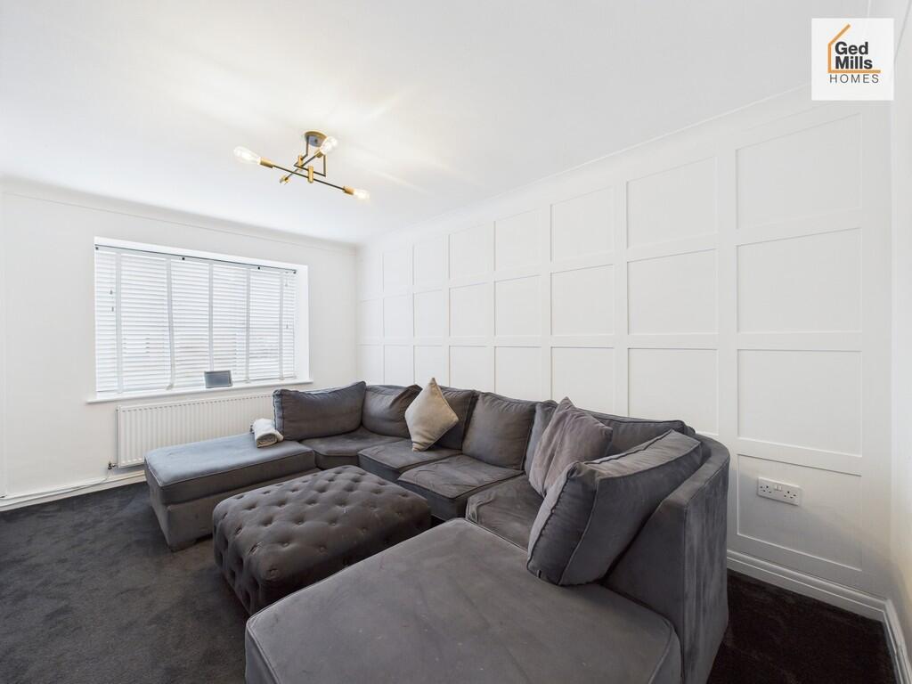 CAM04261G0-PR0069...