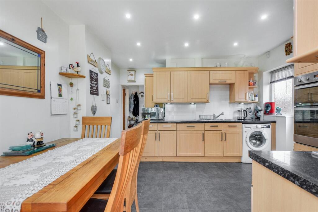 Kitchen Diner_4.jpeg