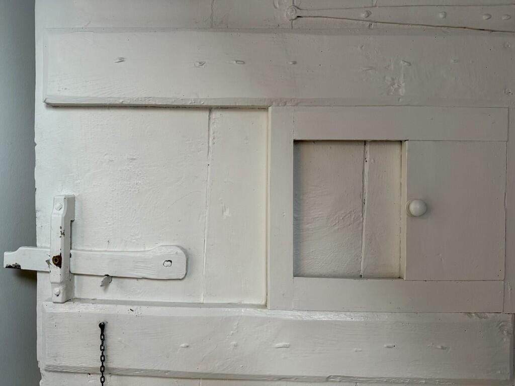 Bathroom Door wit...