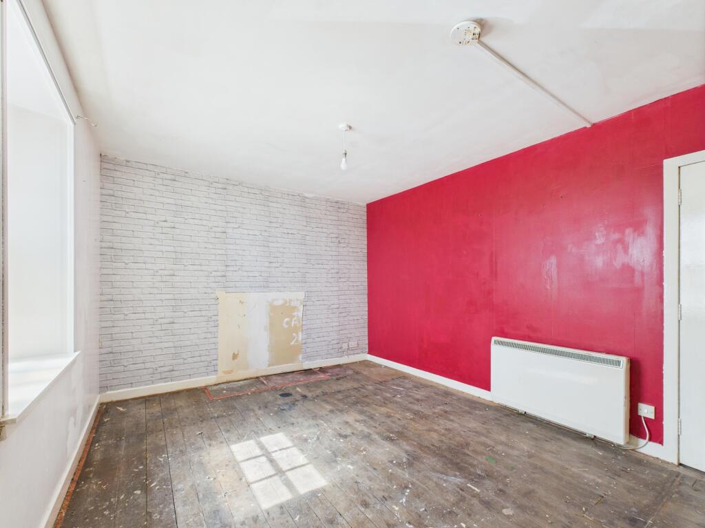 CAM03185G0-PR0110-STILL006