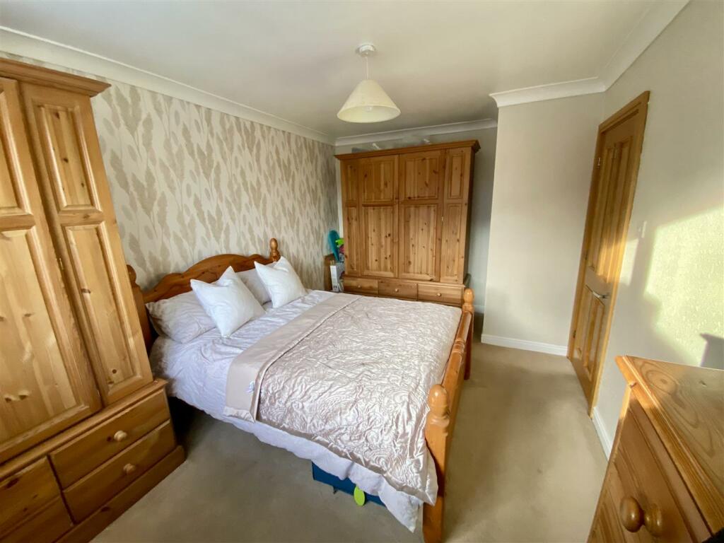 Bramleys Estate Agents - Spring Bank Drive - Mirfi