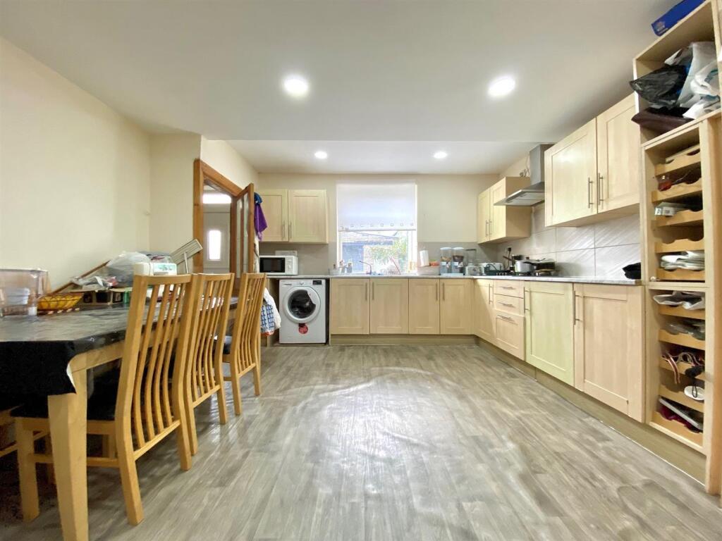 Bramleys Estate Agents - Halifax Old Road - Birkby