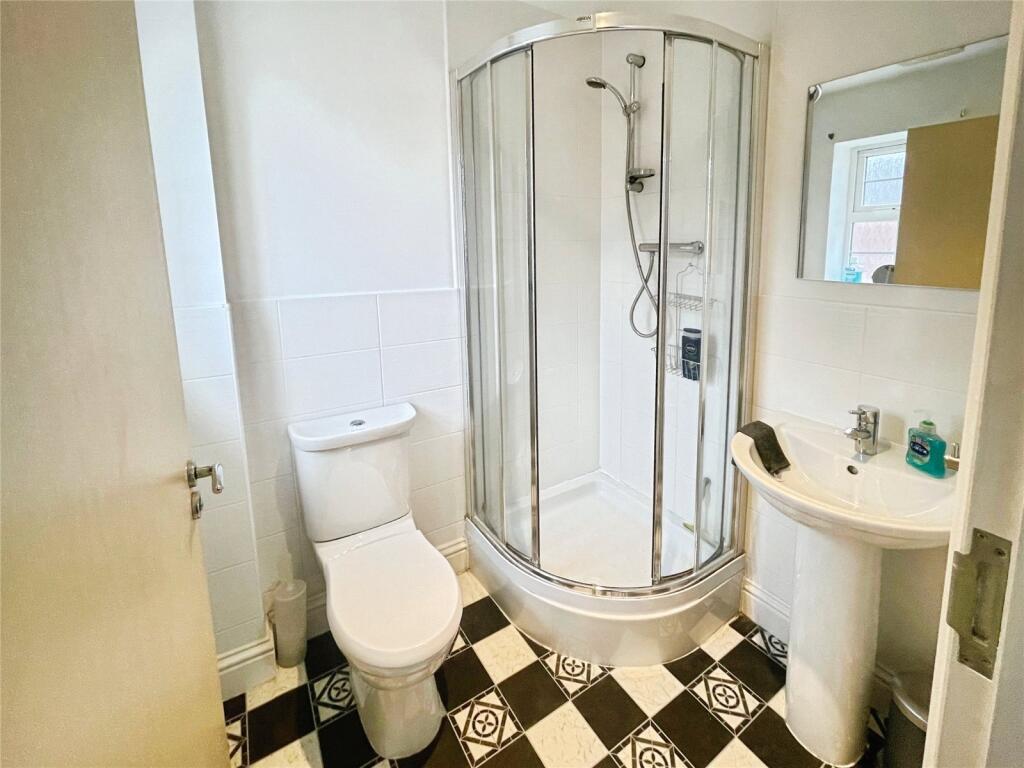 Ensuite