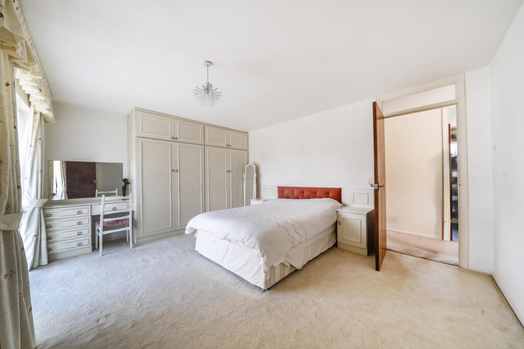 1346245-20-68b589...