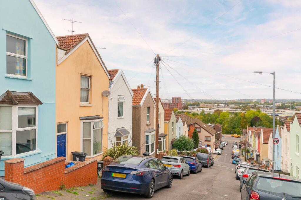 2S0HTN - External B.jpg