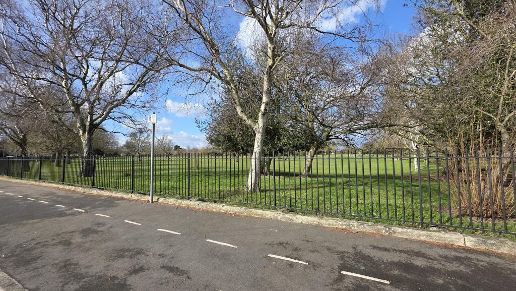 Parsloes Park