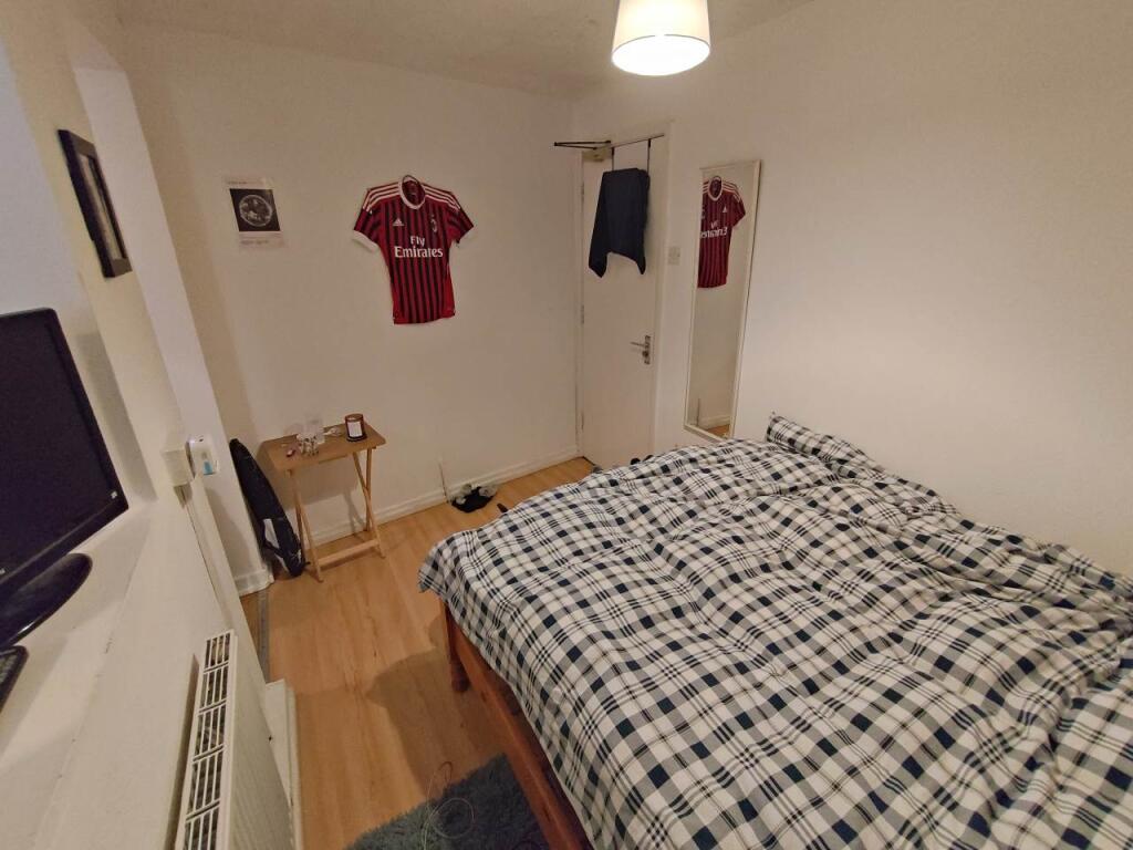 Bedroom 4 (2)