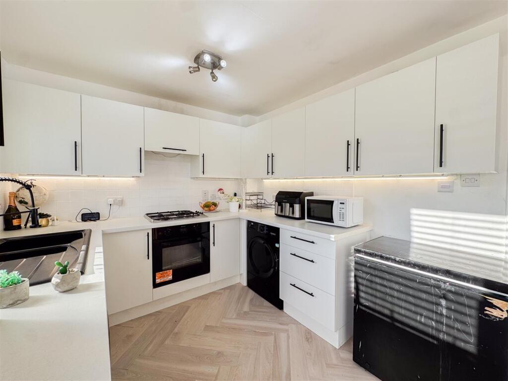 Kitchen/Dine