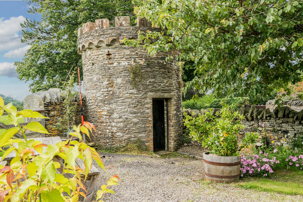 Smoke House