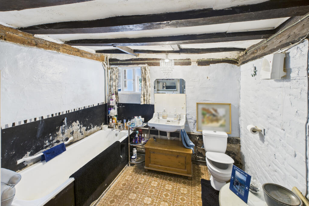 CAM05449G0-PR0015-STILL002