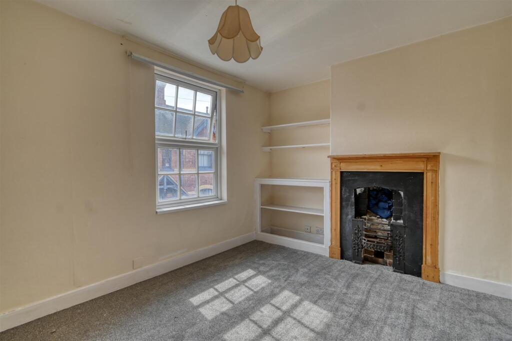 43 Whitburn Street (2).jpg