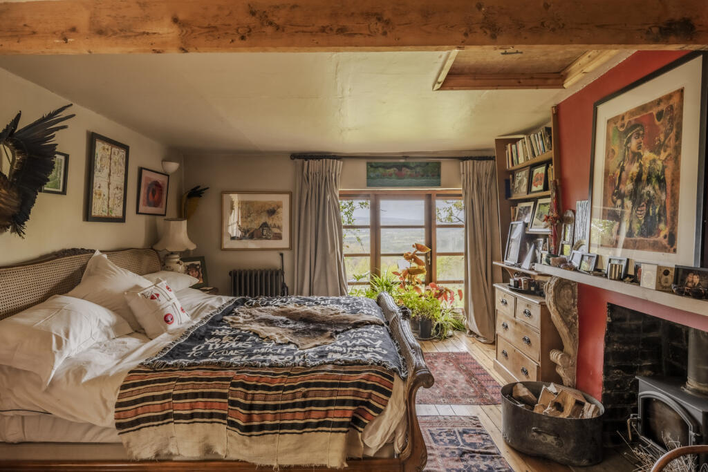 279536 - MH.hr-5.jpg