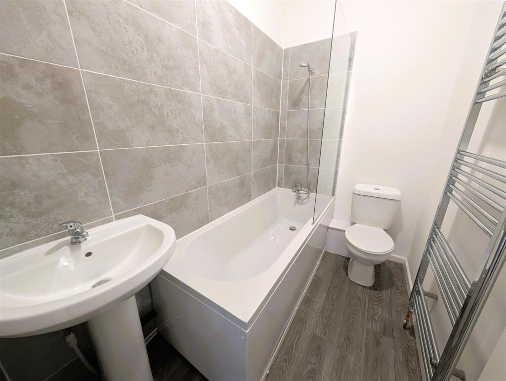 Family bathroom