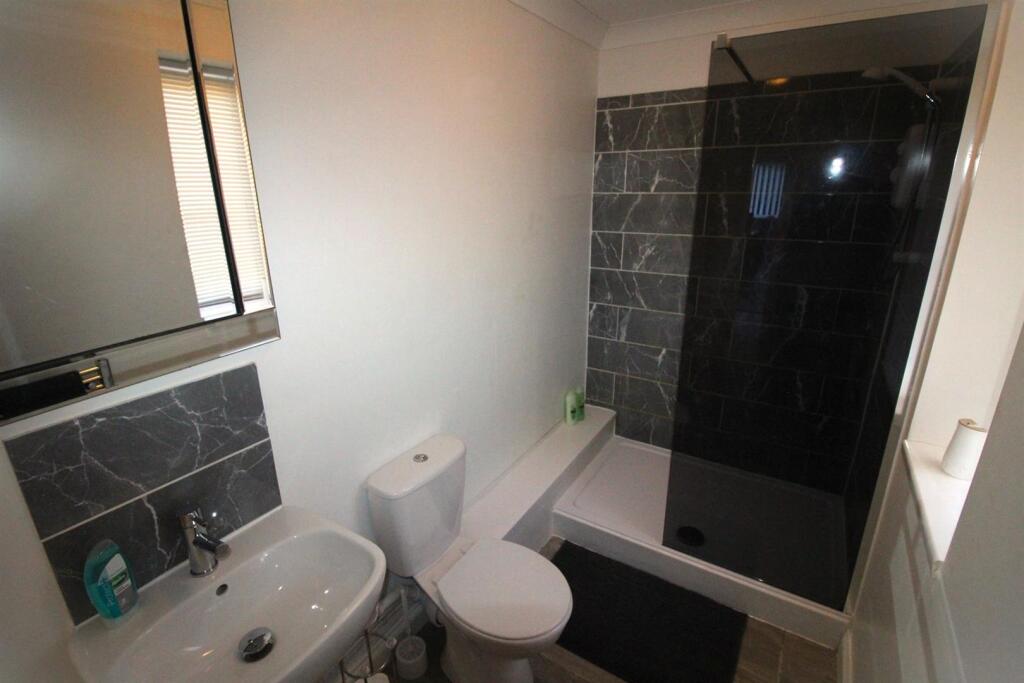 Shower Room/WC