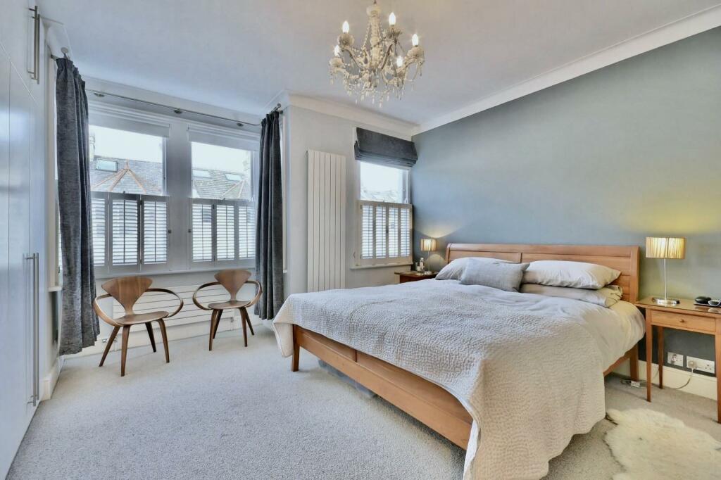 15'8 First Floor Bedroom