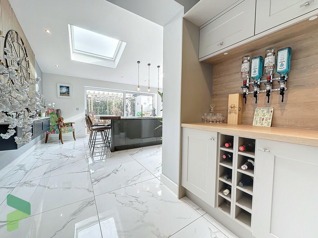 Drink station in ...