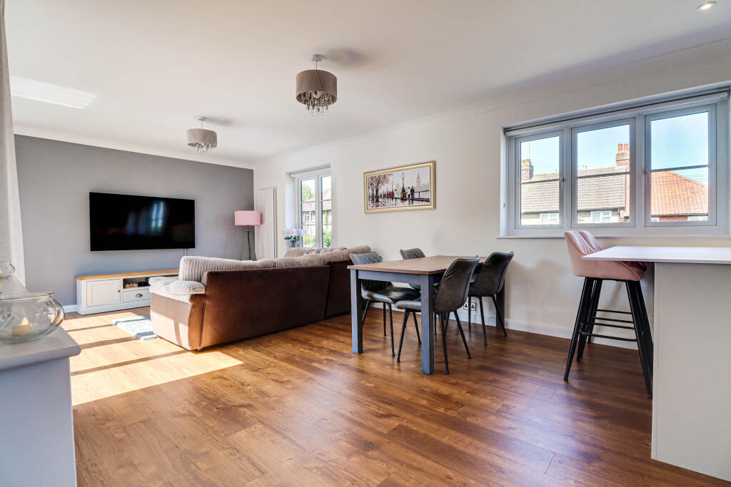 Lounge/Diner/Kitchen