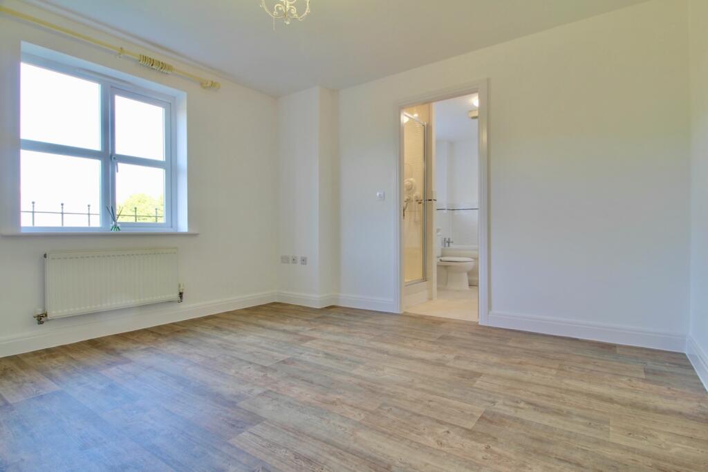 Bedroom 1 - reverse view - Gus Critchlow EweMove H