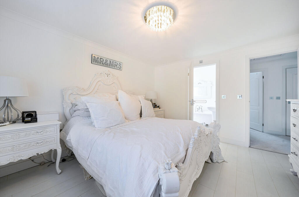 1294602-17-682c5e...