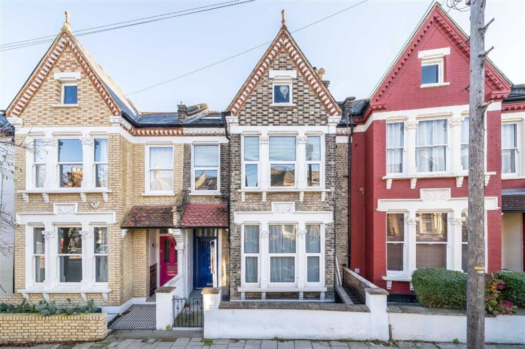 Leander Road, Brixton Hill