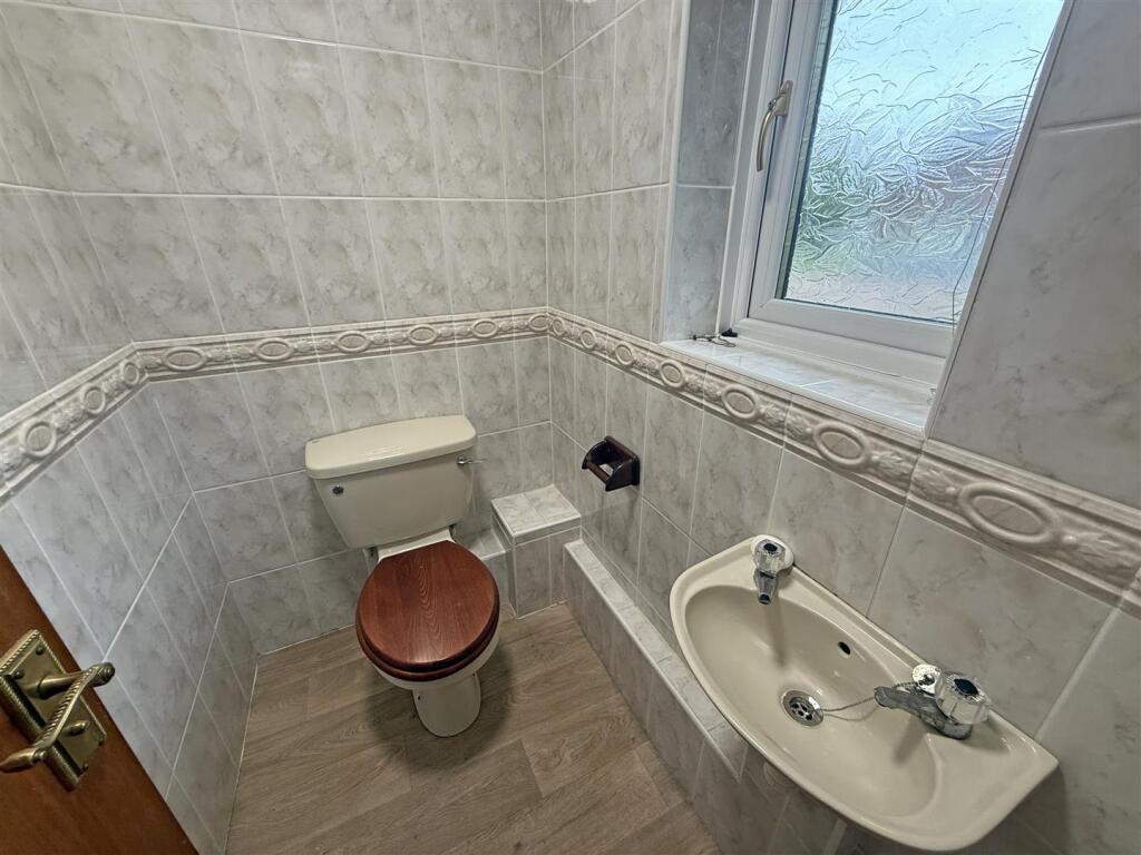 WC.jpg