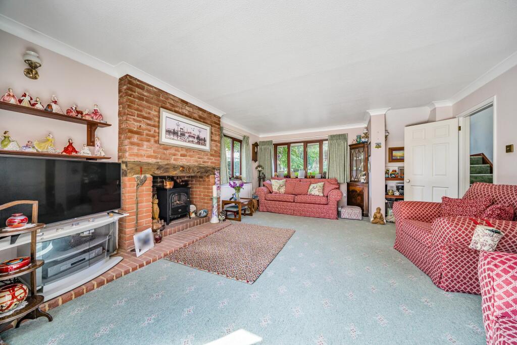 Living Room (1)