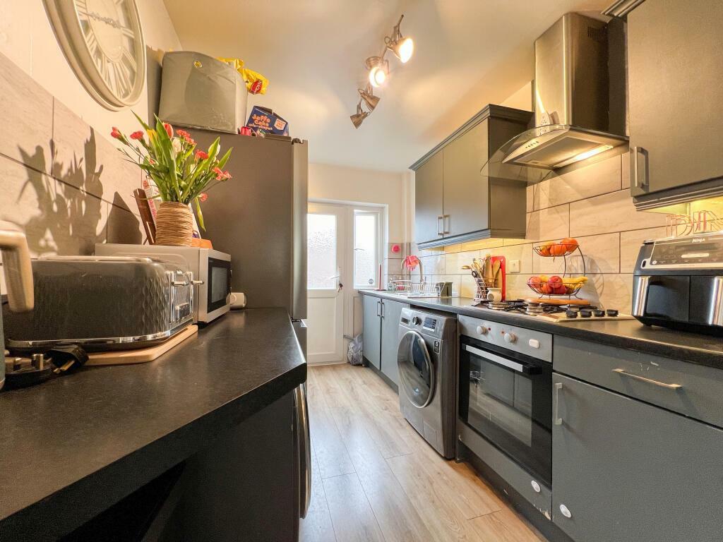 20 Prospect Walk - Kitchen 1.jpeg