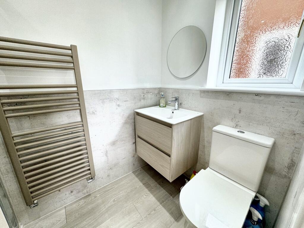 Bedroom One En-suite