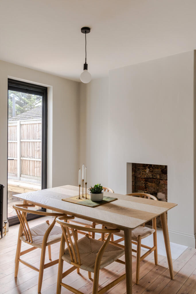 320048 - 45 Howarth Road-5.jpeg