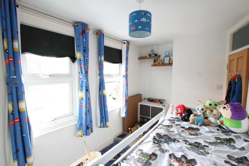 BED 3.JPG