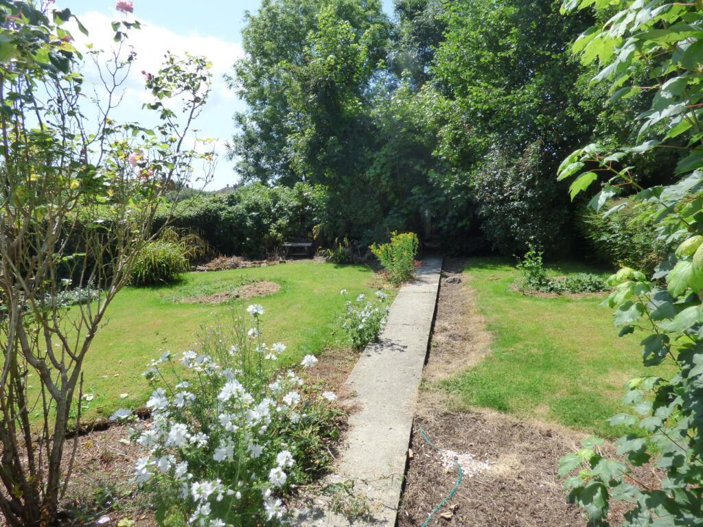GARDEN AREA