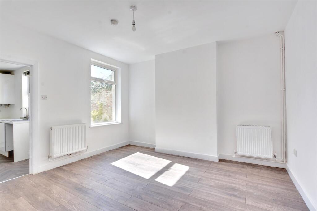 Dining Room_2.jpeg