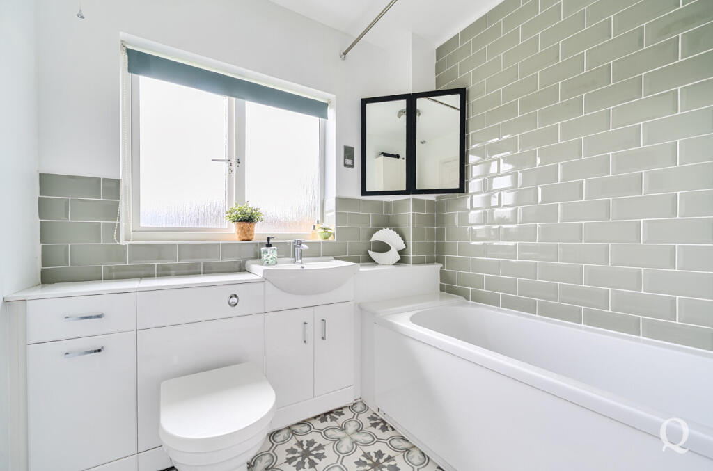 c6bb5127-3809-486...