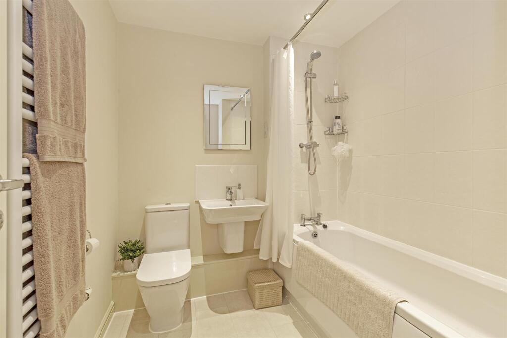 Bathroom-1.jpg