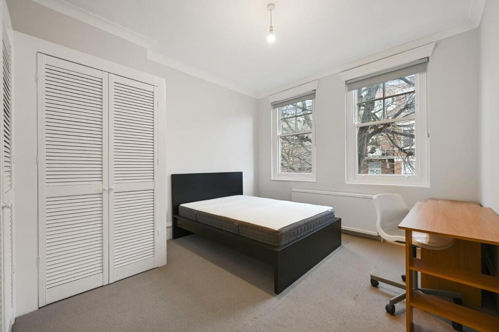 Auriol Mansions - Bedroom