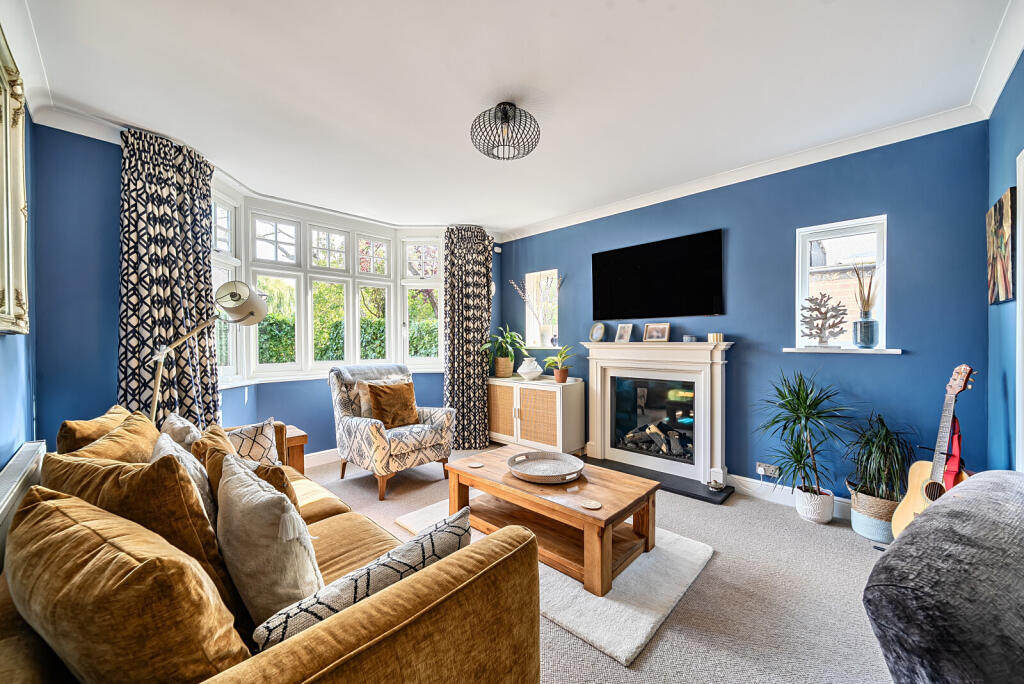 1361314-9-68daa13...