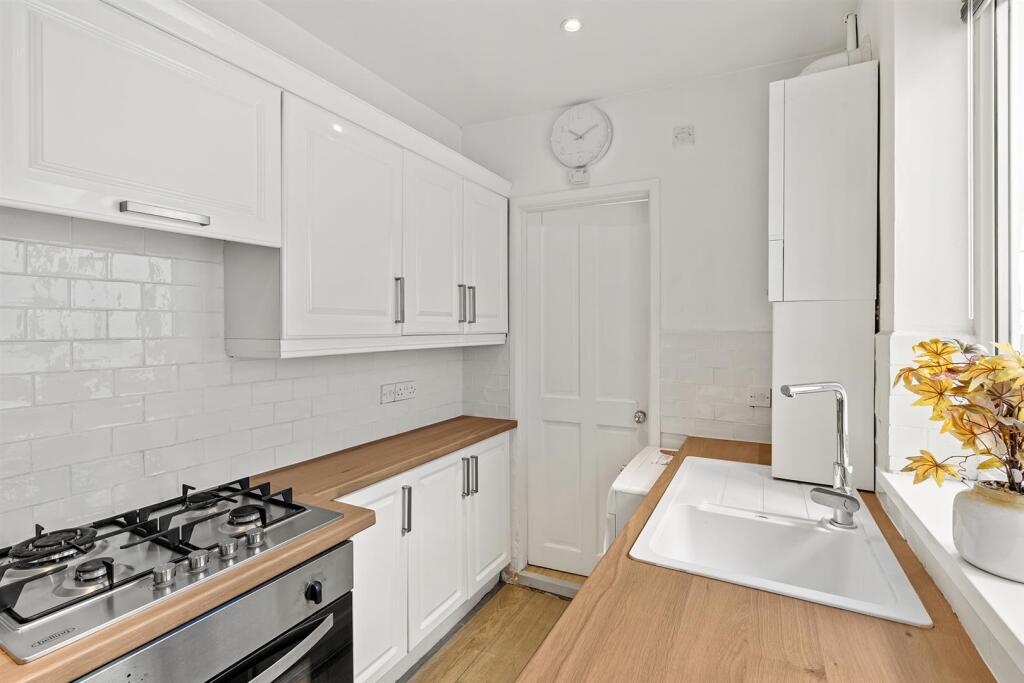 39 Cardiff Road-009.jpg