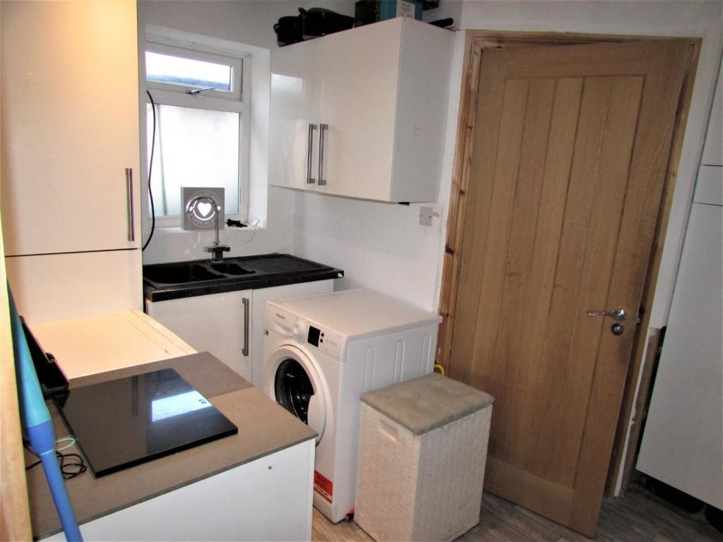 NorfolkCres41util.JPG