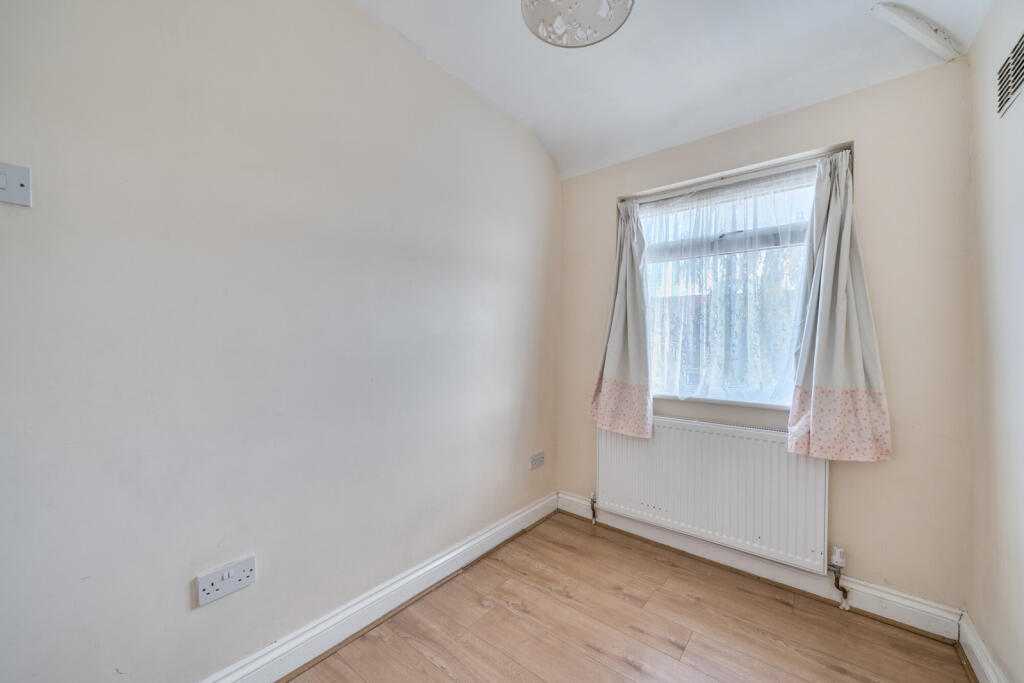 1372823-17-68fb6b...