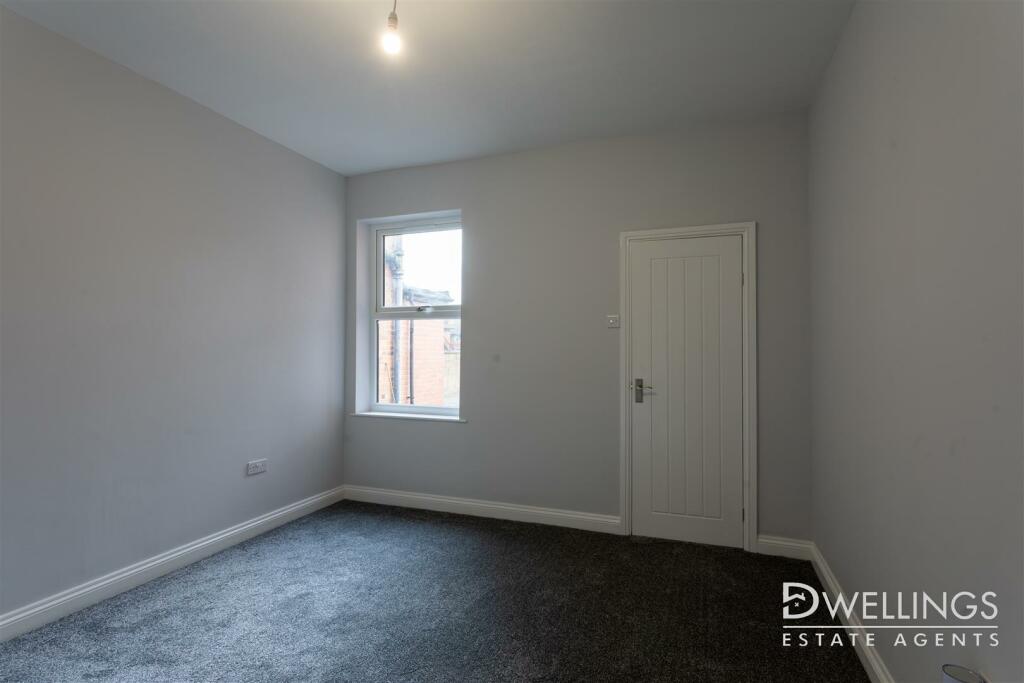 DWELEST- 26 South Broadway Street, DE14 3LZ - 04.j
