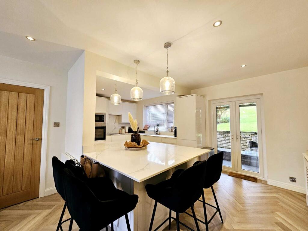 2921cad4-50d1-40c7-8994-80c0563b01fc