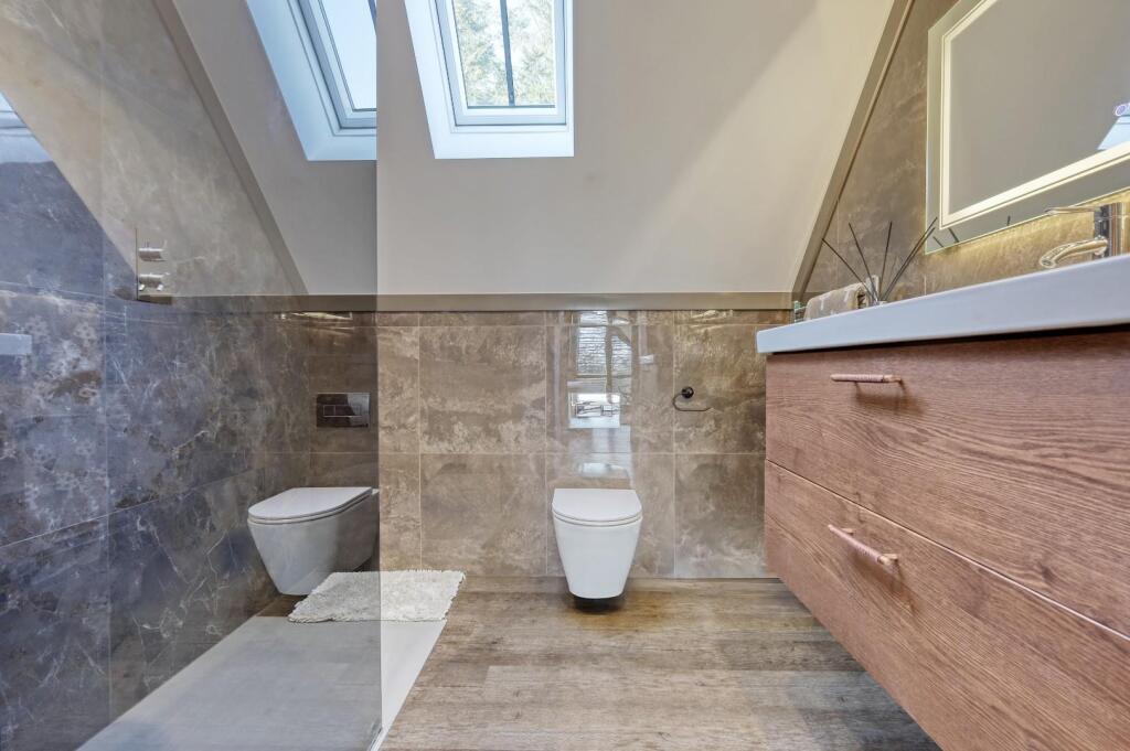 Family Shower Room